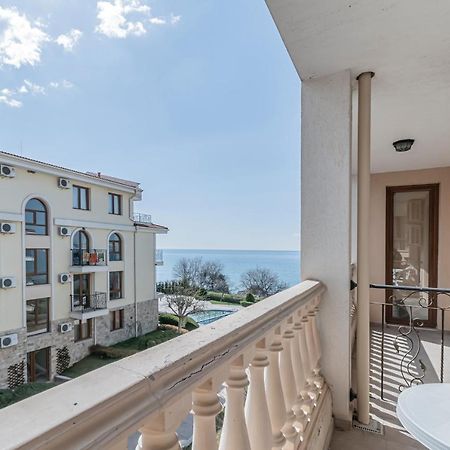 Royal Bay Apartments With Self Check-In Sveti Vlas Exterior photo